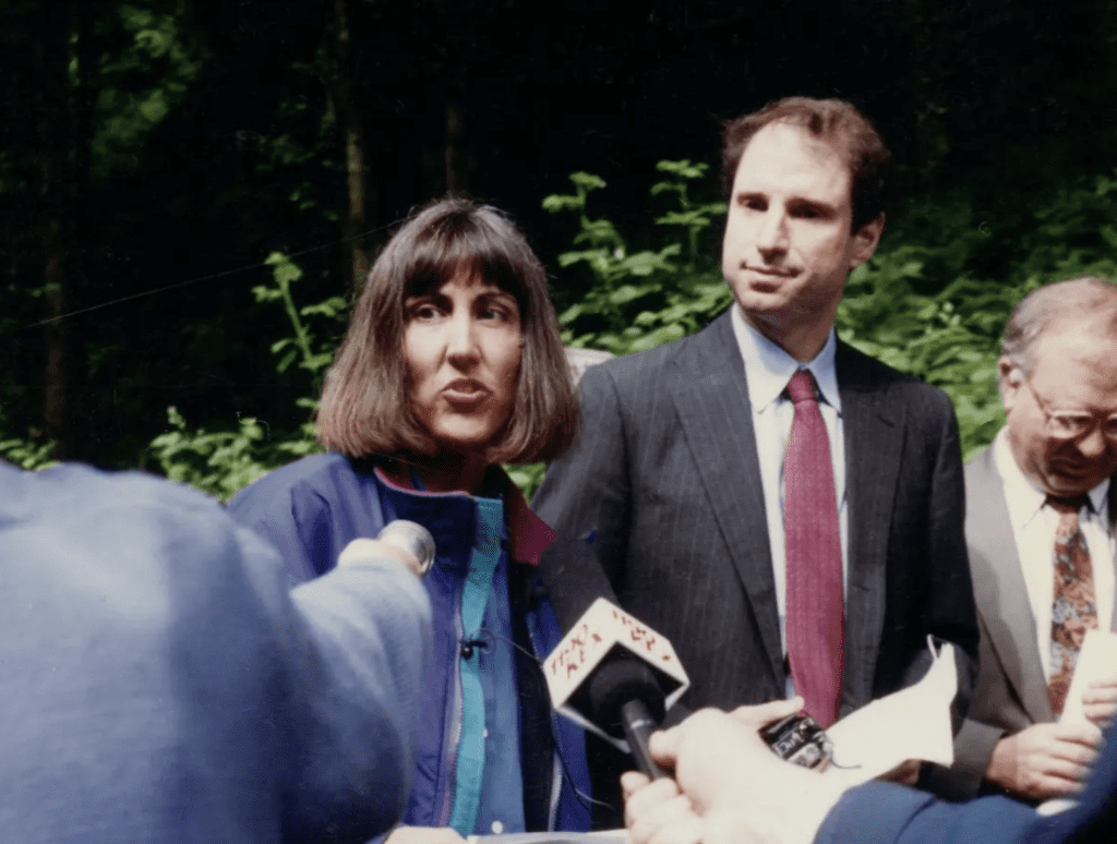 Oregon Wild Executive Director Regna Merritt and Wyden (Bull Run press conference 1993)